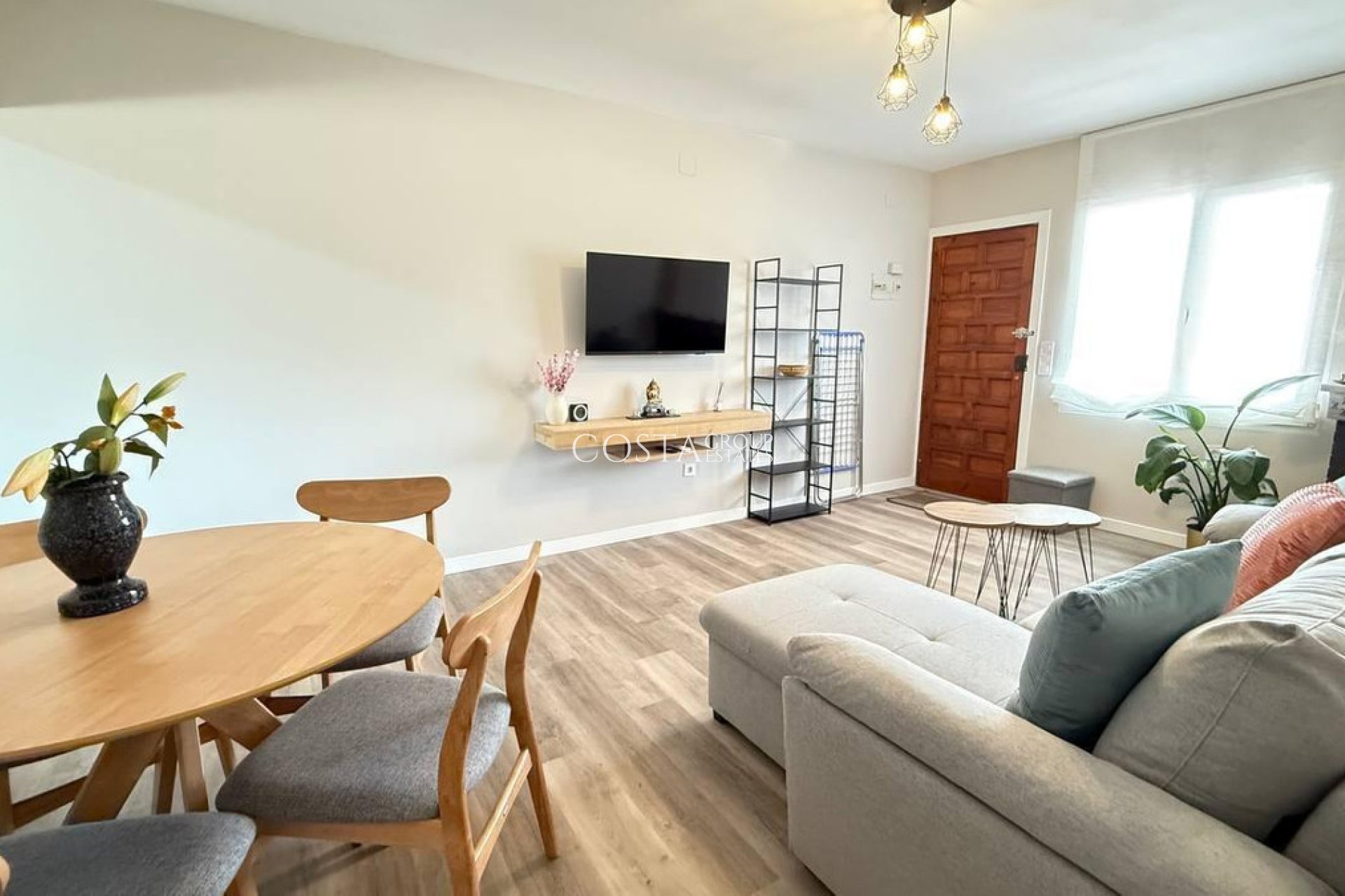 Resale - House -
Orihuela - Orihuela Costa