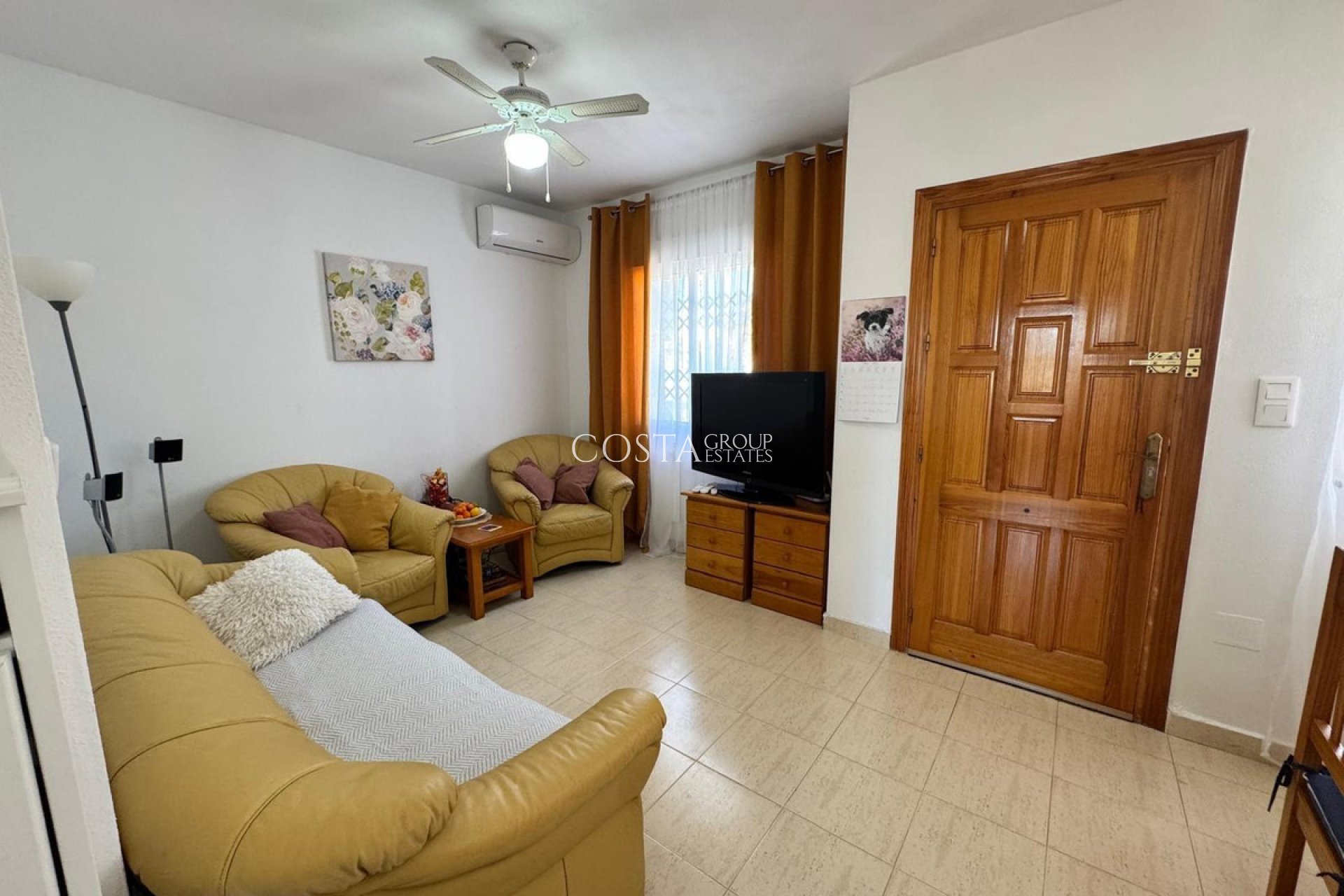 Resale - House -
Orihuela - Orihuela Costa