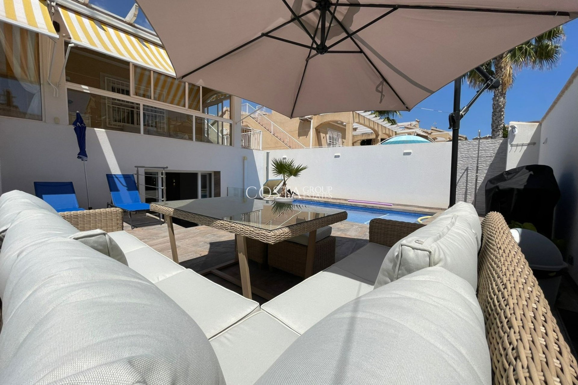 Resale - House -
Orihuela - Orihuela Costa