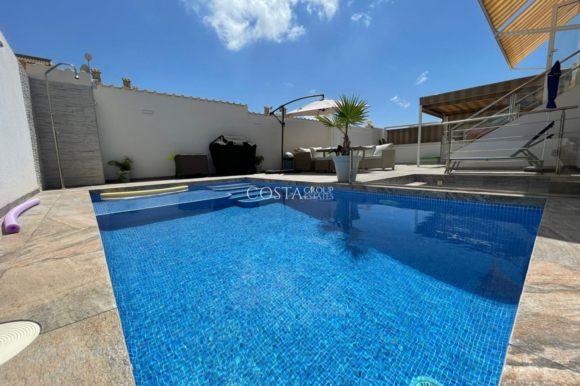 Resale - House -
Orihuela - Orihuela Costa