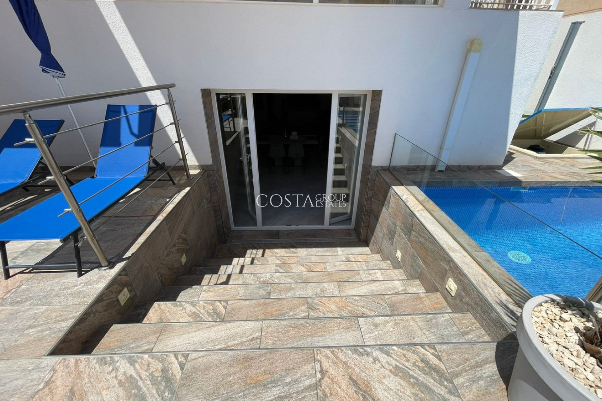 Resale - House -
Orihuela - Orihuela Costa