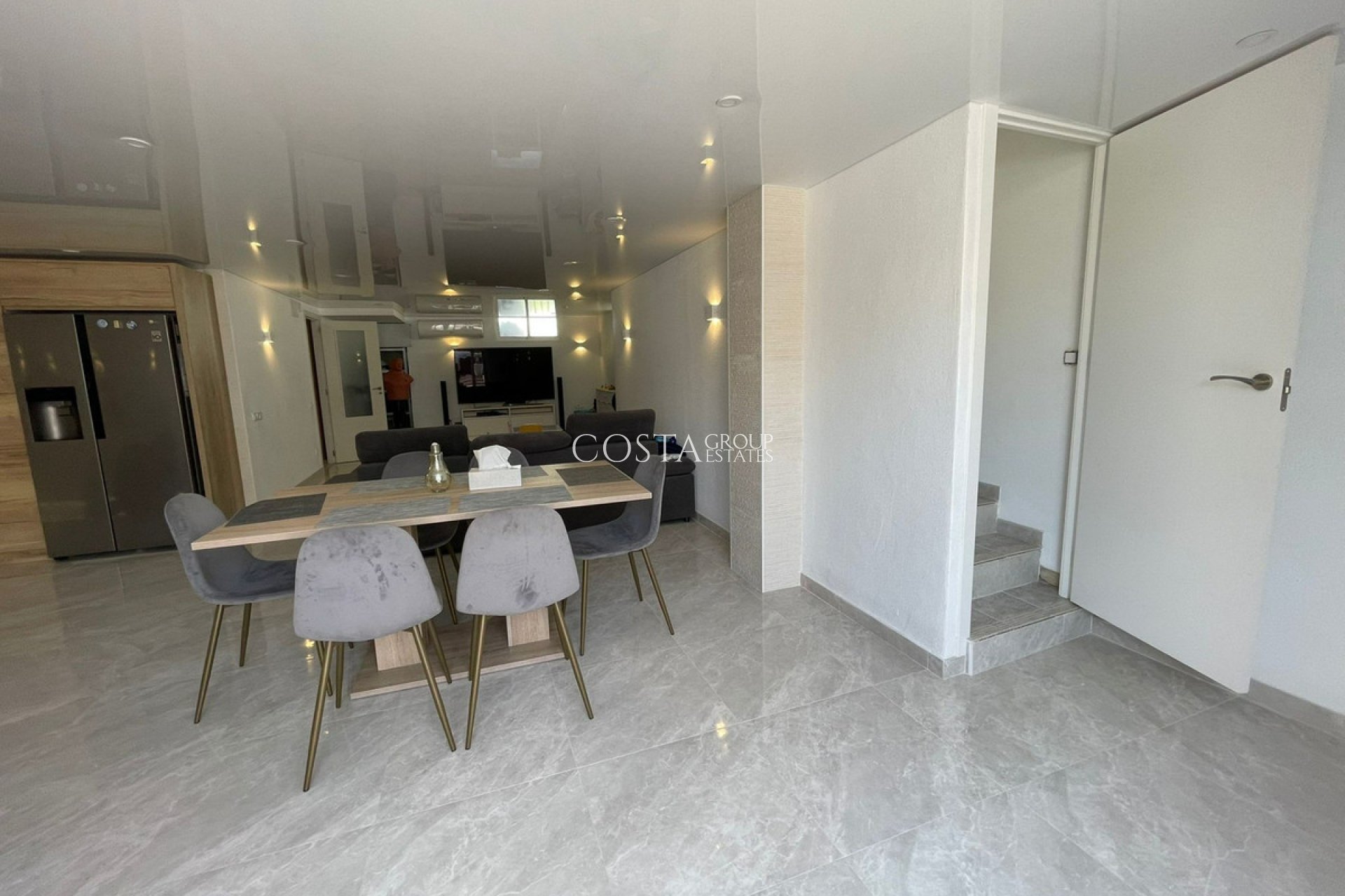 Resale - House -
Orihuela - Orihuela Costa