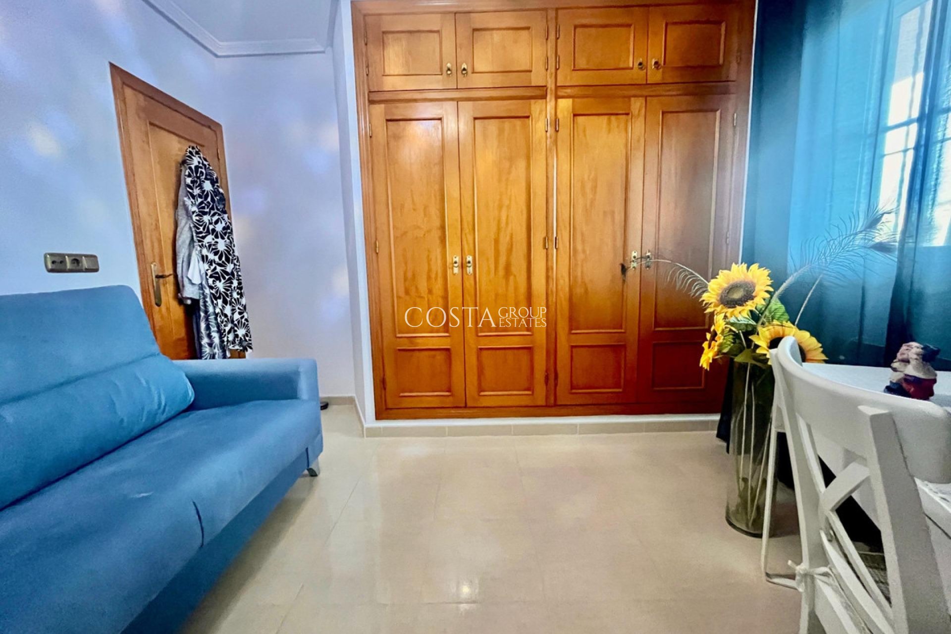 Resale - House -
Orihuela - Orihuela Costa