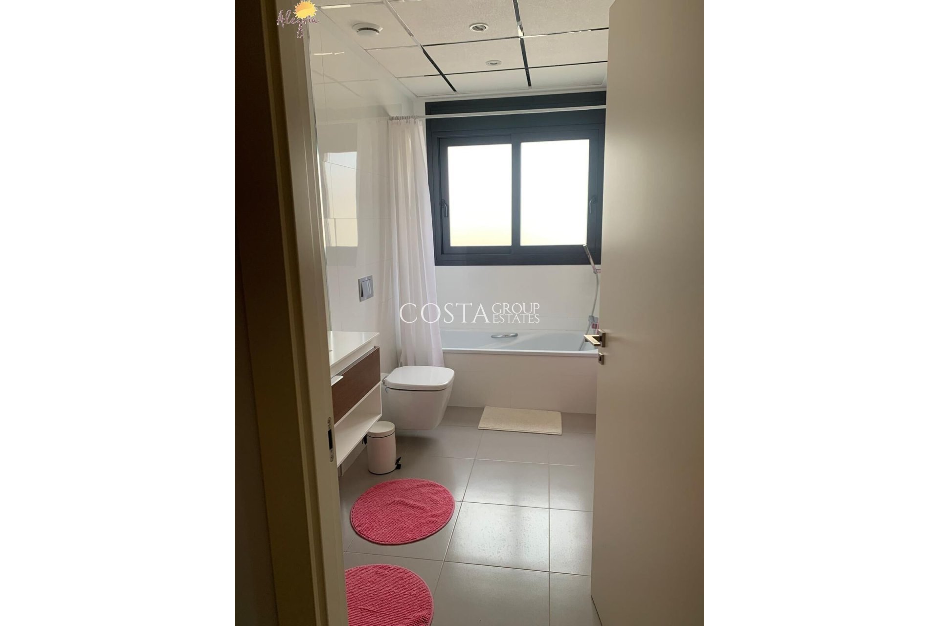 Resale - House -
Orihuela - Orihuela Costa