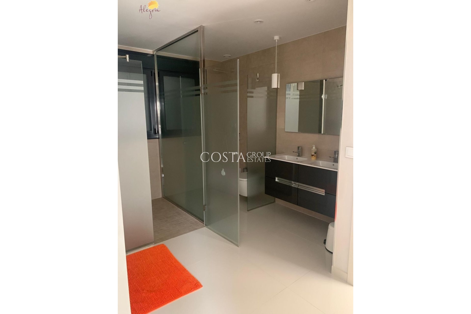 Resale - House -
Orihuela - Orihuela Costa