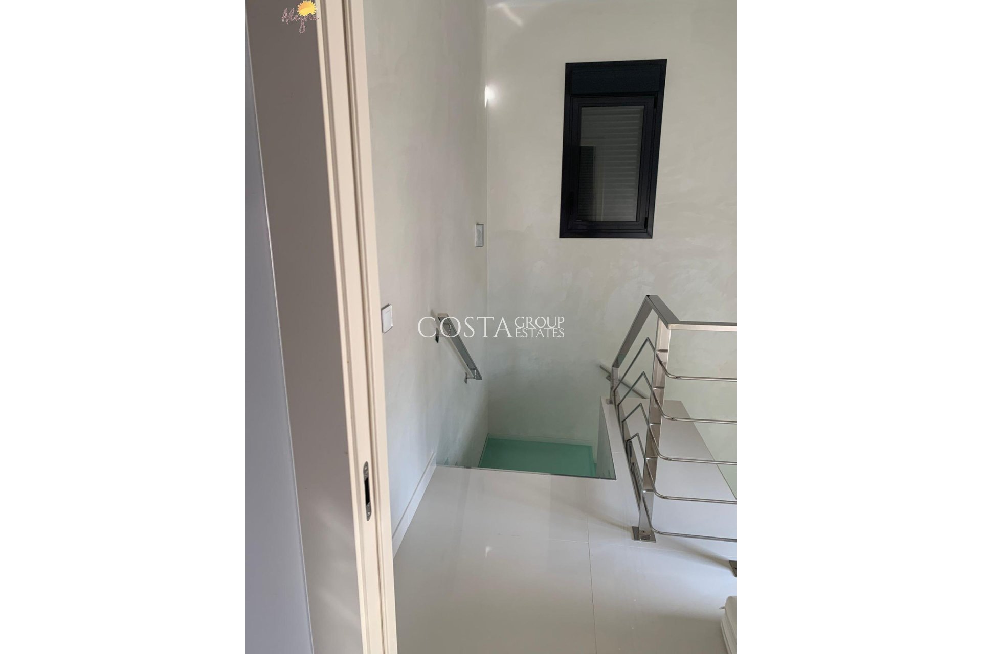 Resale - House -
Orihuela - Orihuela Costa