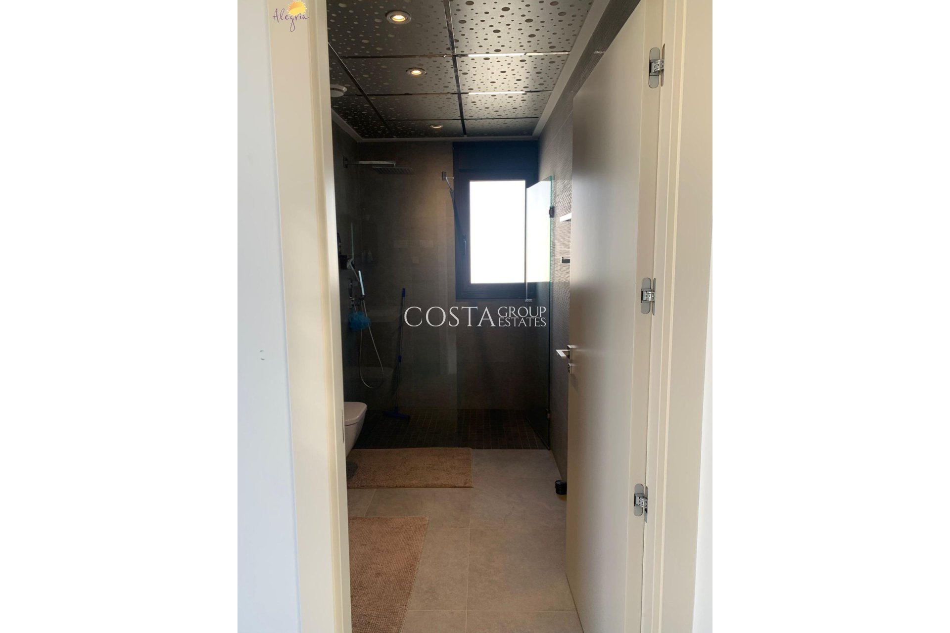 Resale - House -
Orihuela - Orihuela Costa