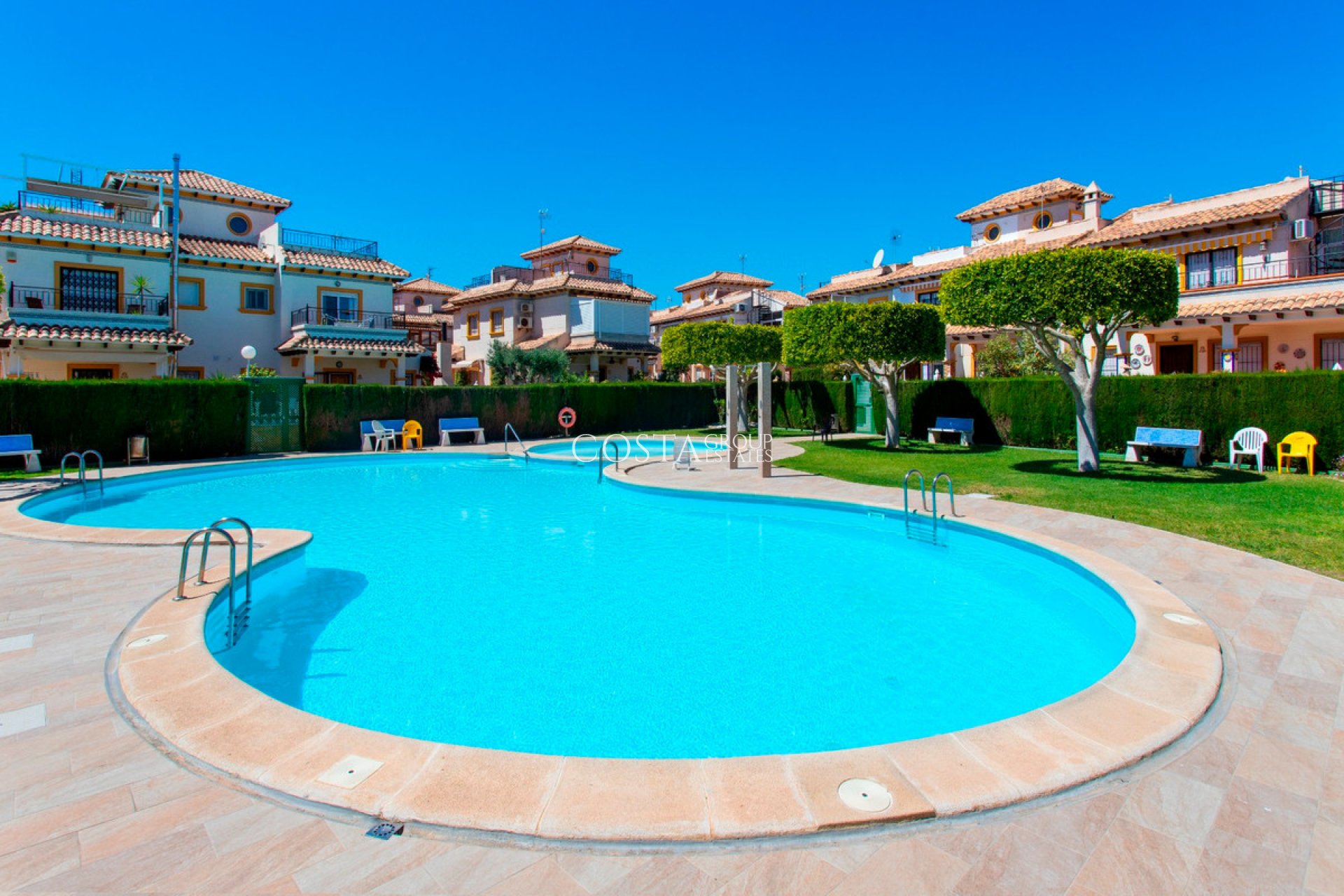 Resale - House -
Orihuela - Orihuela Costa