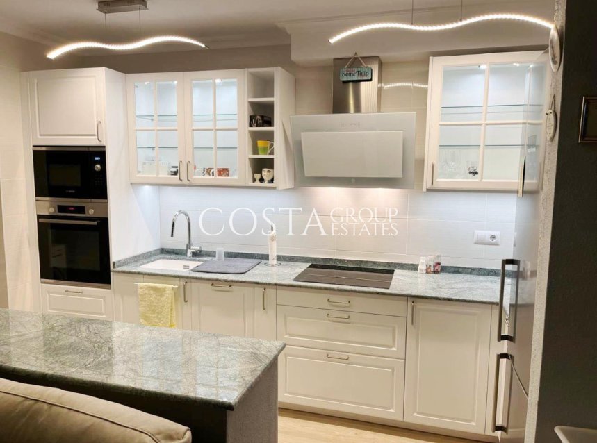 Resale - House -
Orihuela - Orihuela Costa