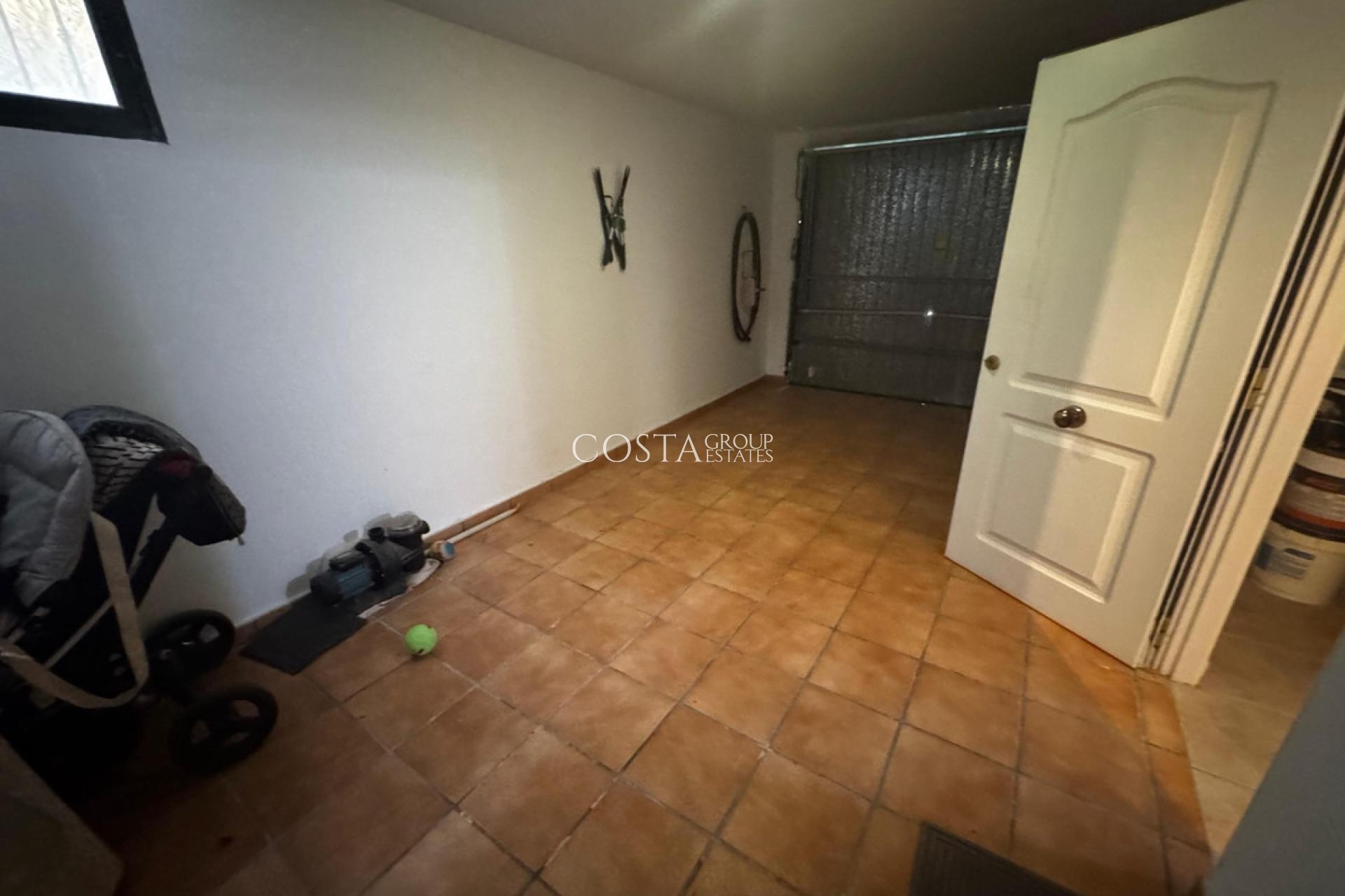 Resale - House -
Orihuela - Orihuela Costa