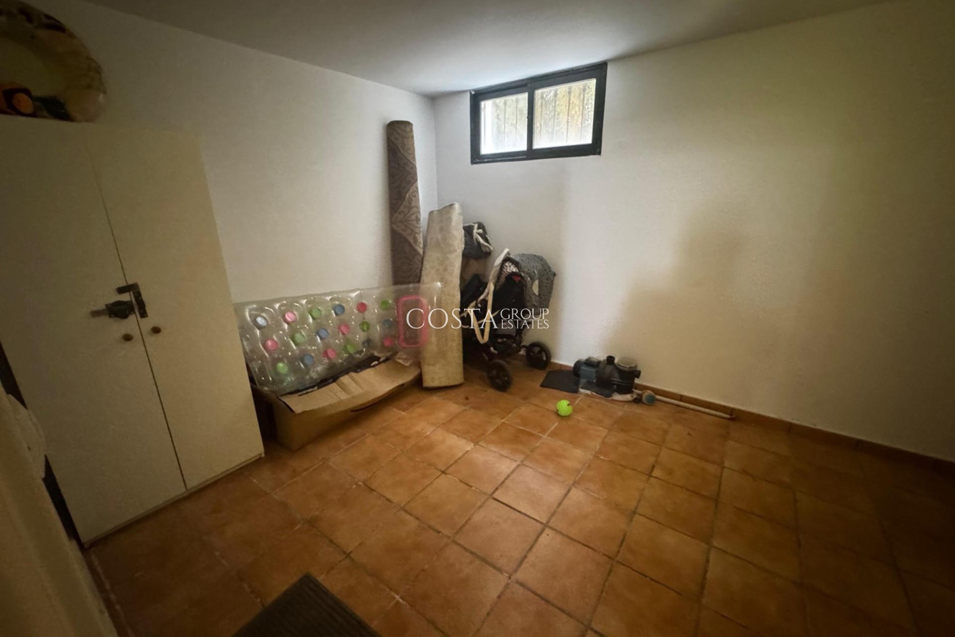 Resale - House -
Orihuela - Orihuela Costa