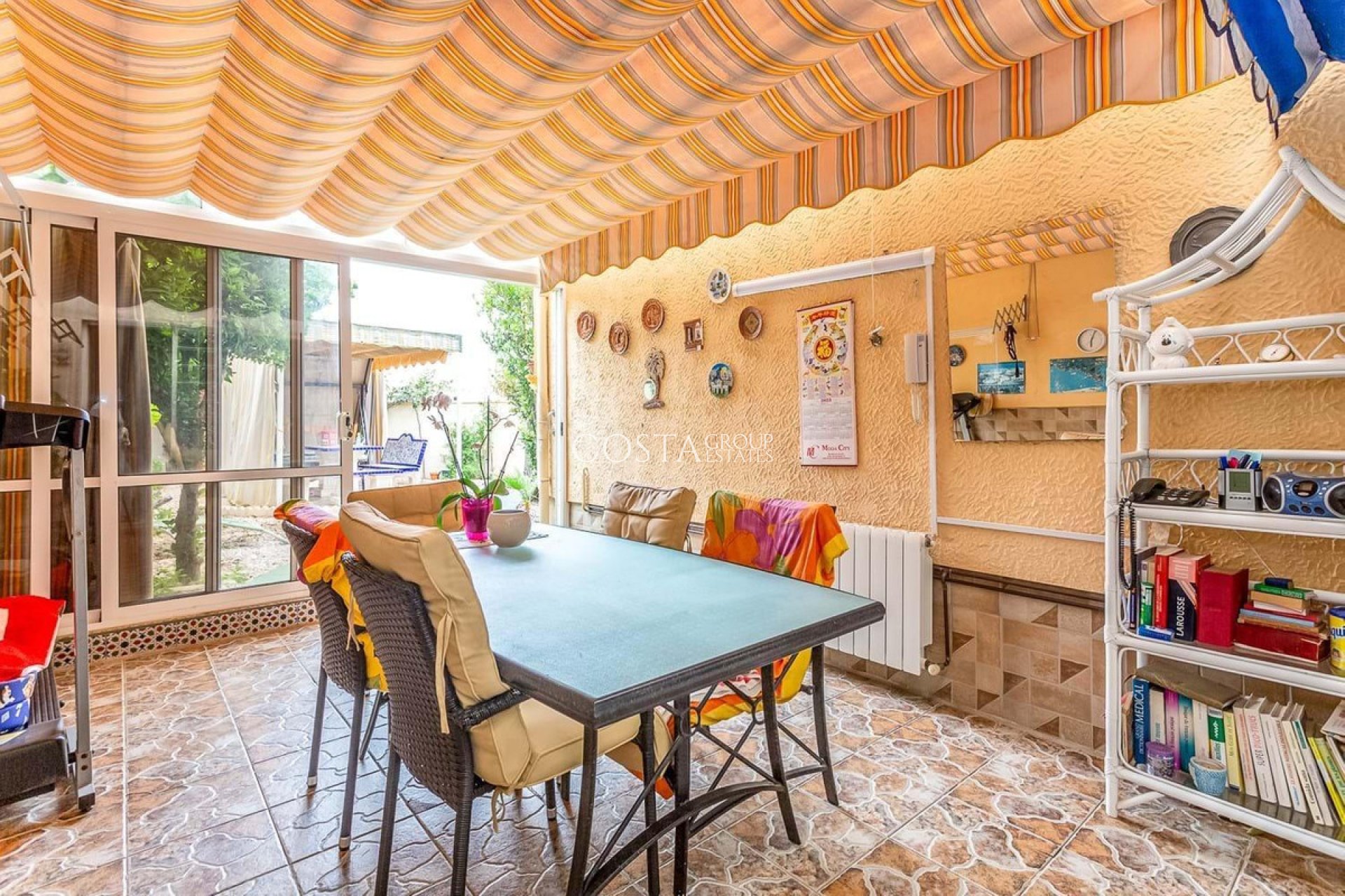 Resale - House -
Orihuela - Orihuela Costa