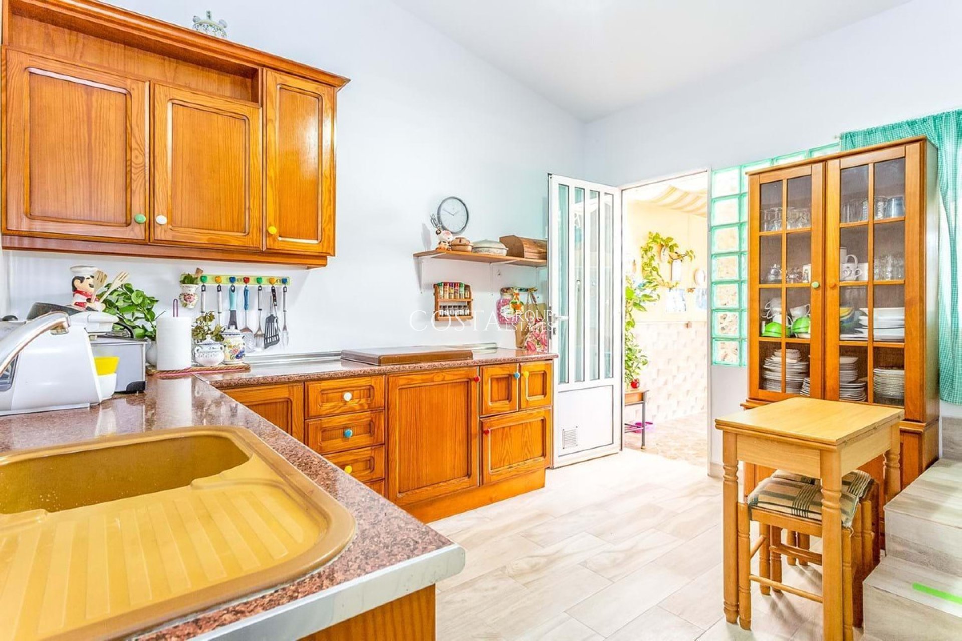 Resale - House -
Orihuela - Orihuela Costa