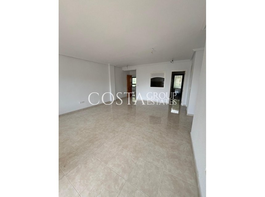 Resale - House -
Orihuela - Orihuela Costa