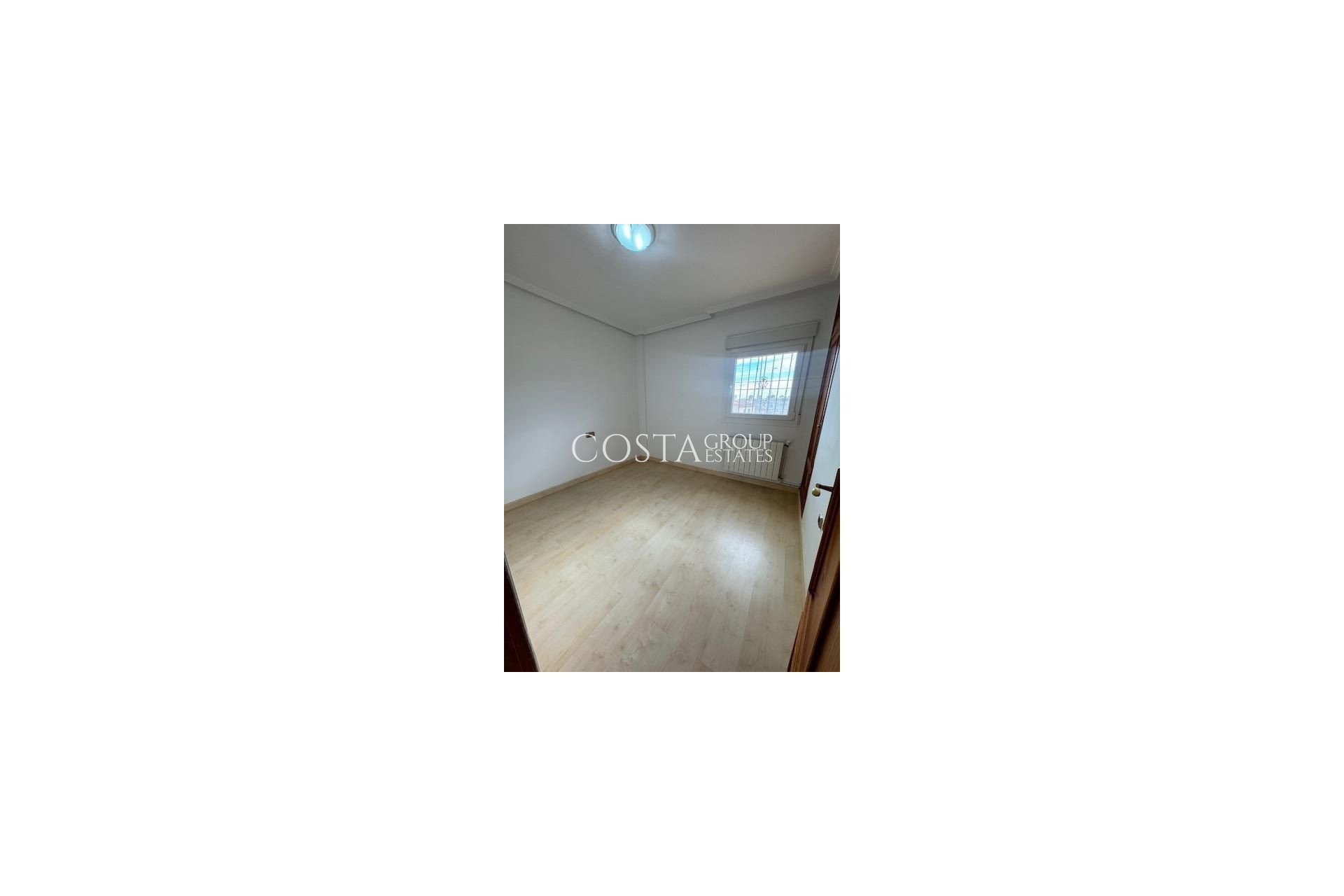 Resale - House -
Orihuela - Orihuela Costa