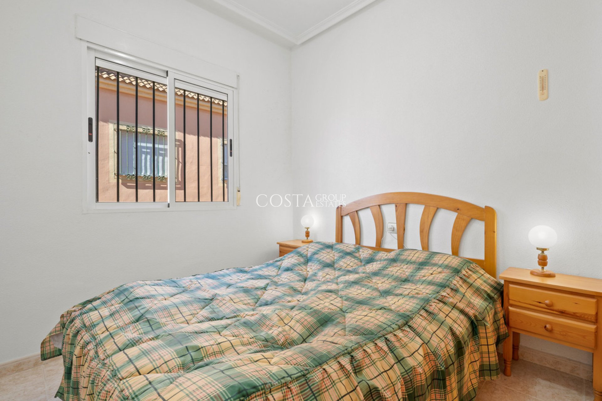 Resale - House -
Orihuela - Orihuela Costa