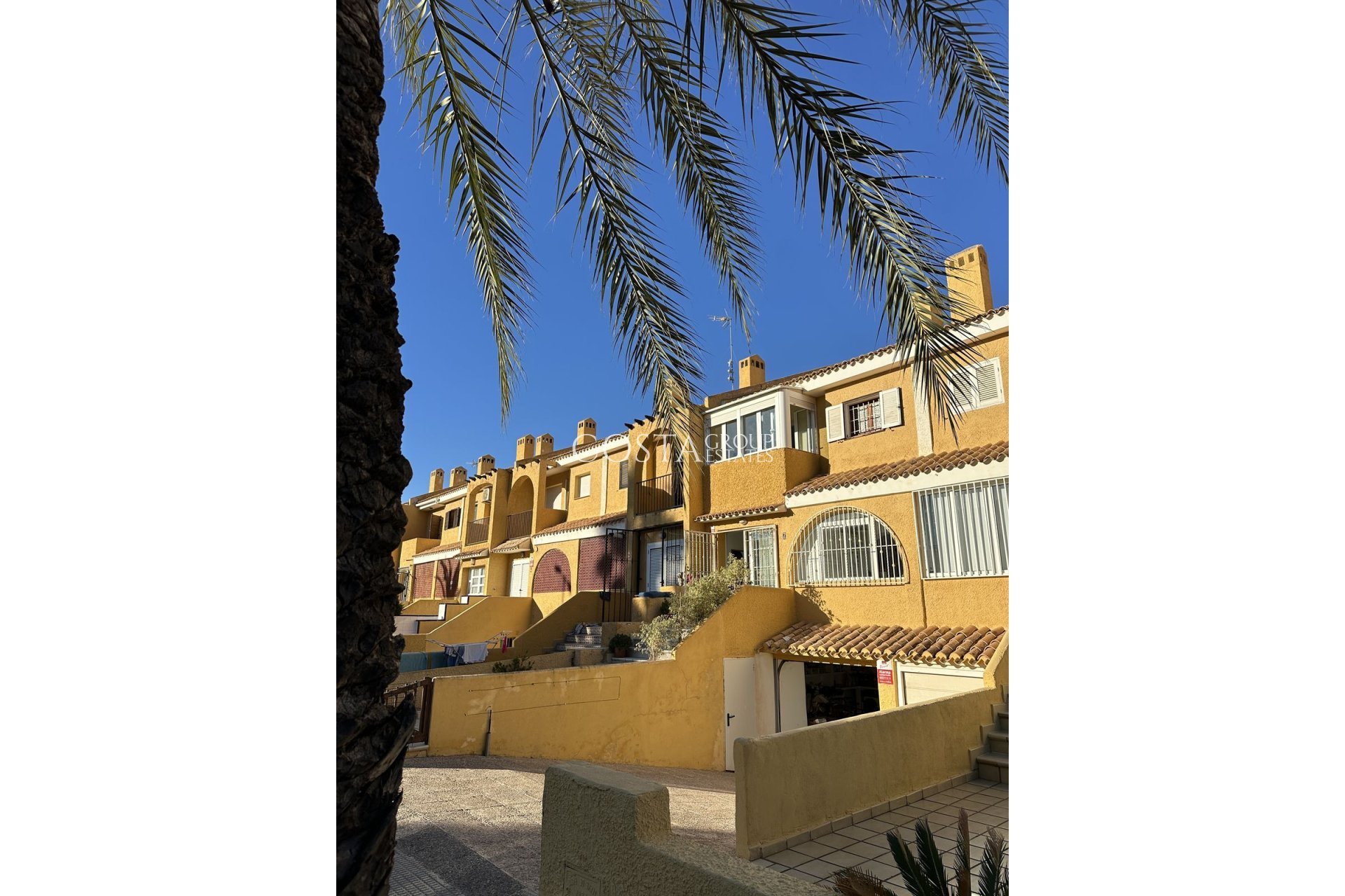 Resale - House -
Orihuela - Orihuela Costa