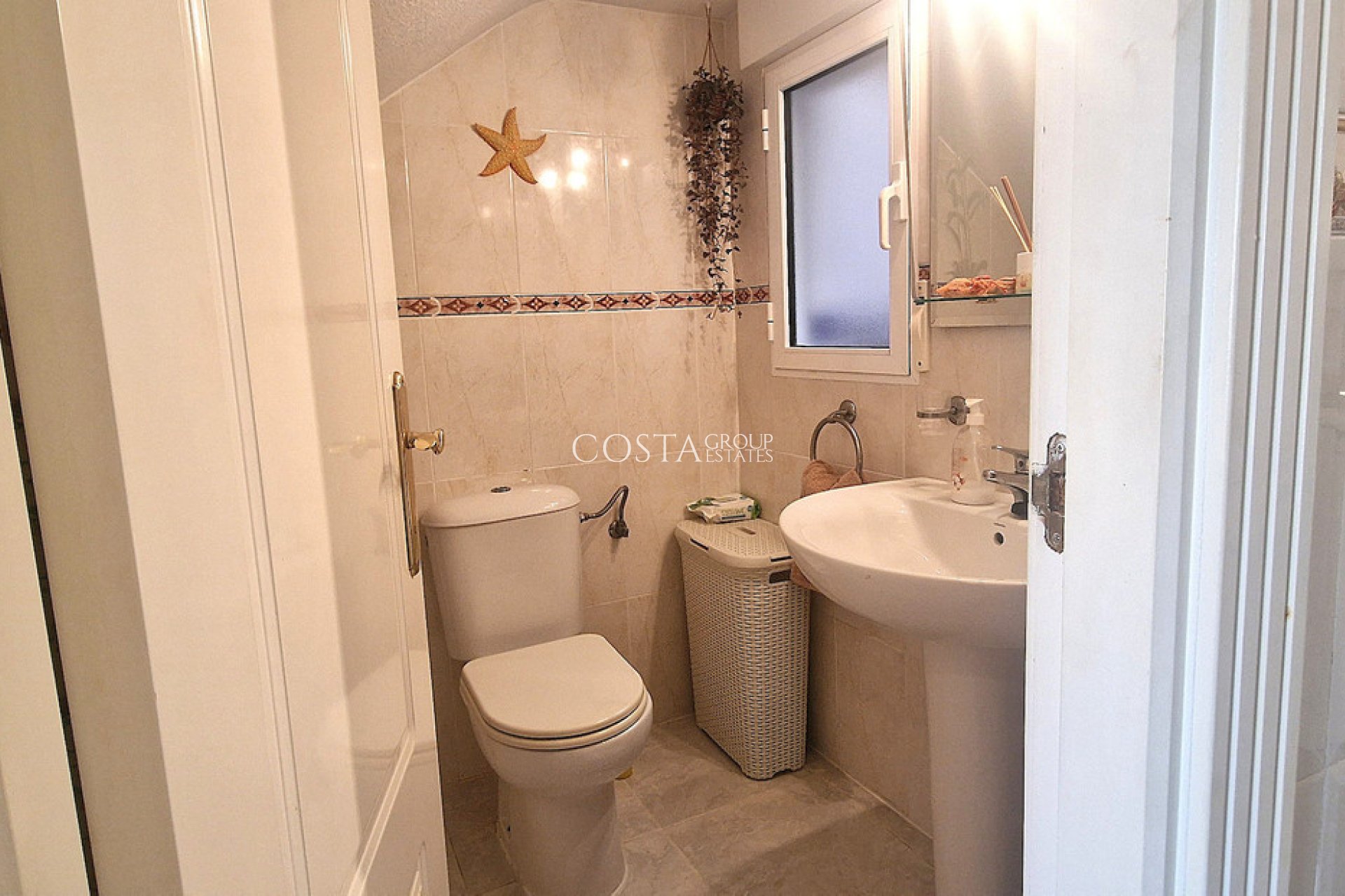 Resale - House -
Orihuela - Orihuela Costa