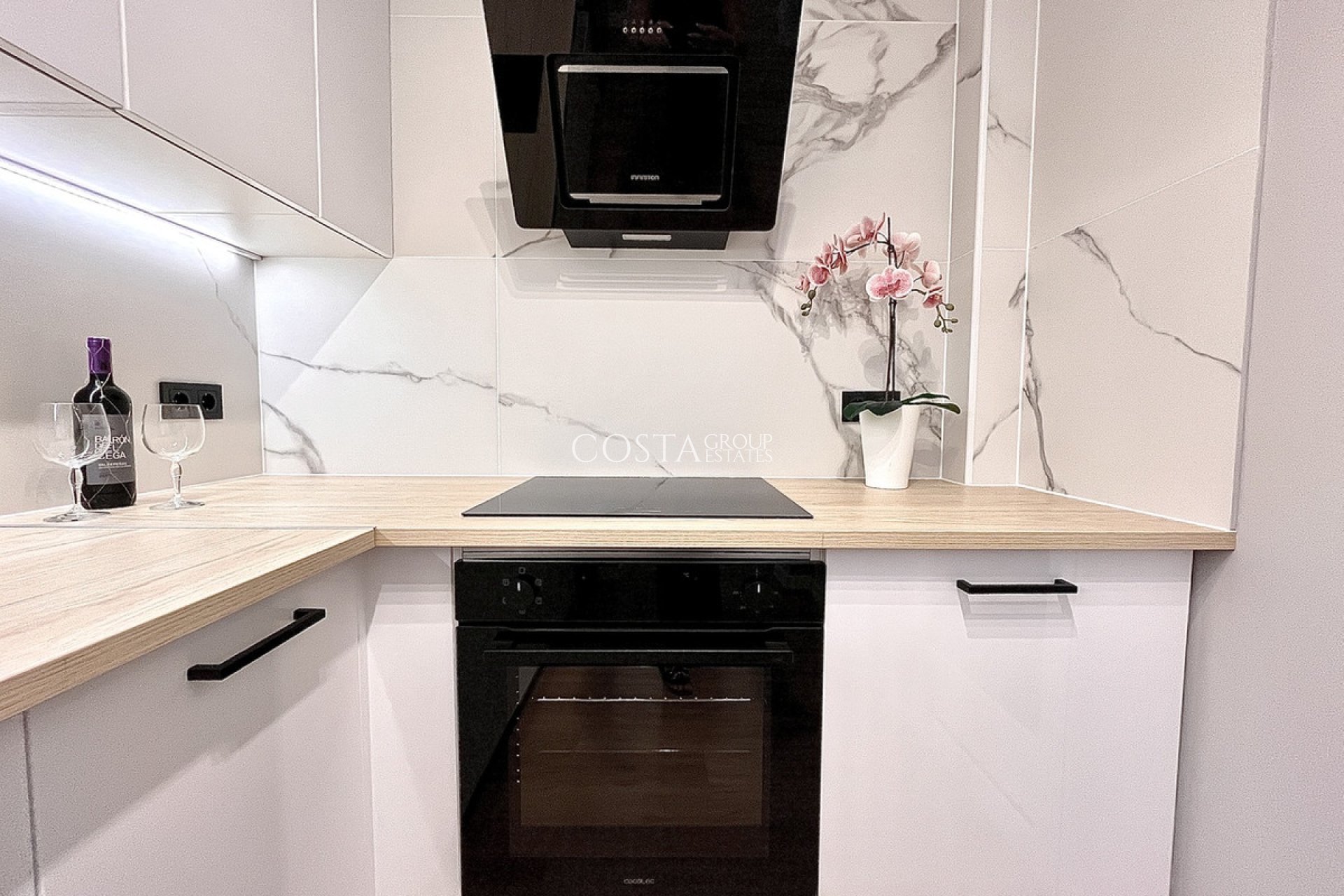 Resale - House -
Orihuela - Playa Flamenca