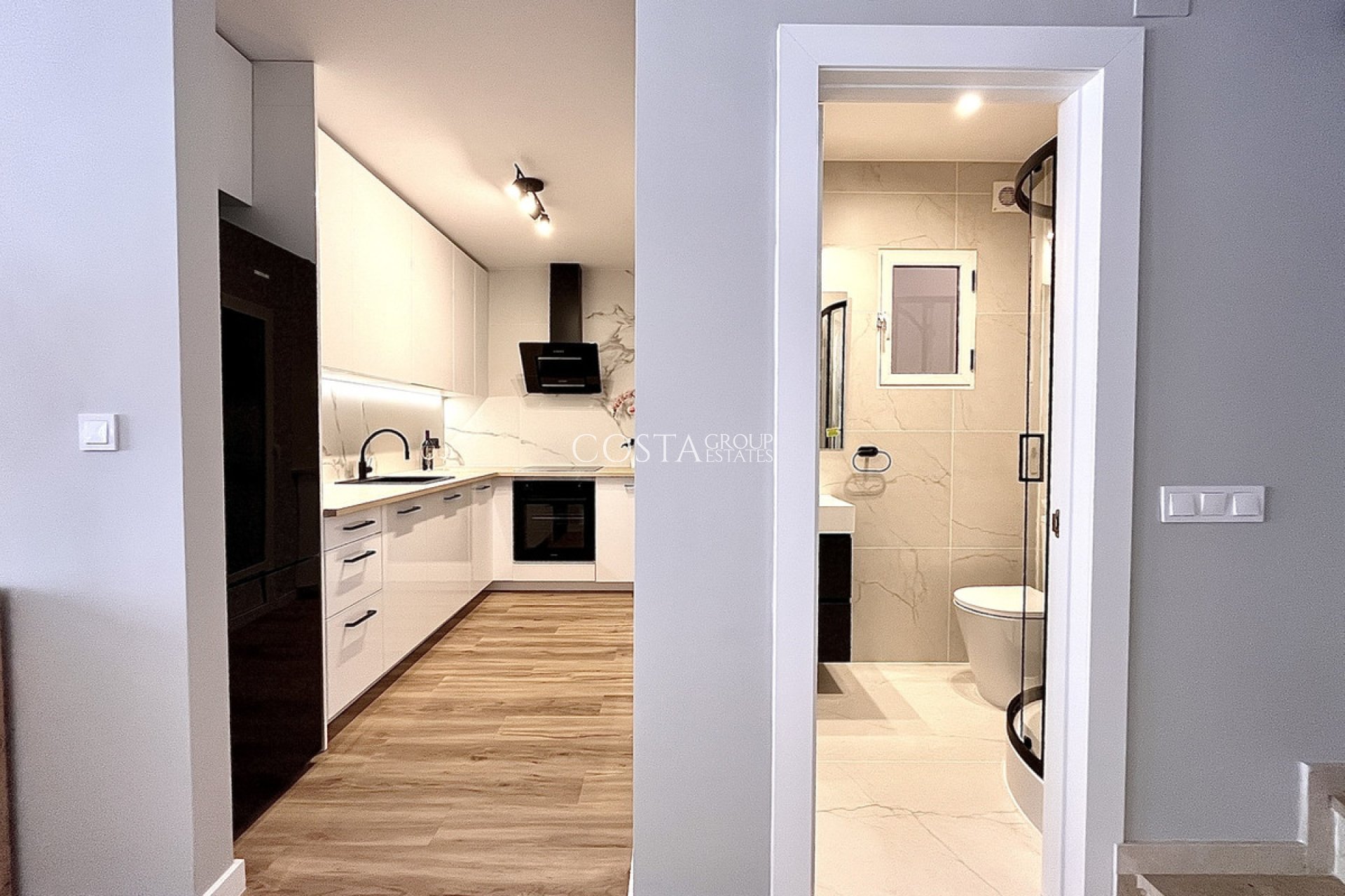 Resale - House -
Orihuela - Playa Flamenca