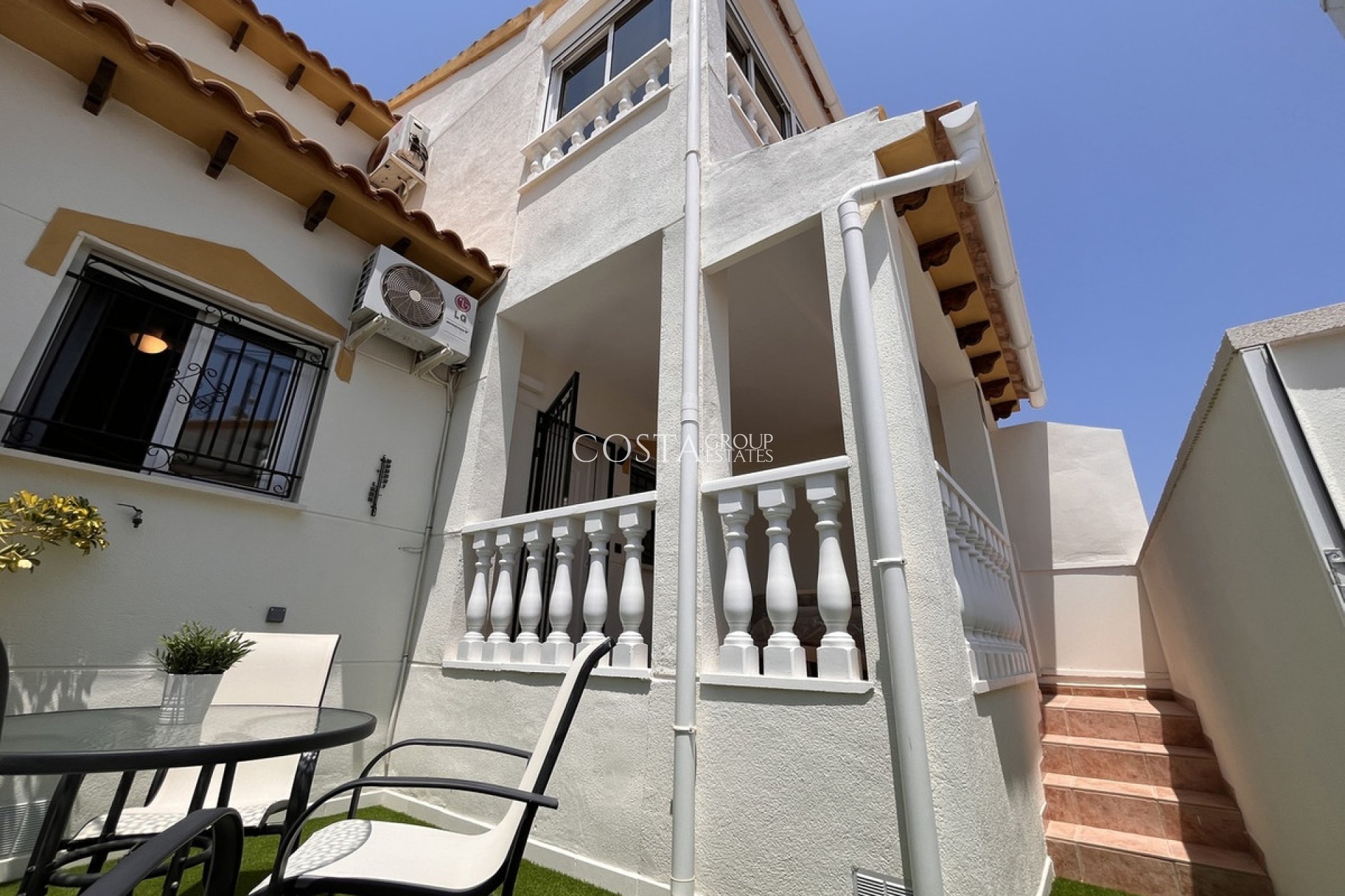 Resale - House -
Orihuela - Playa Flamenca