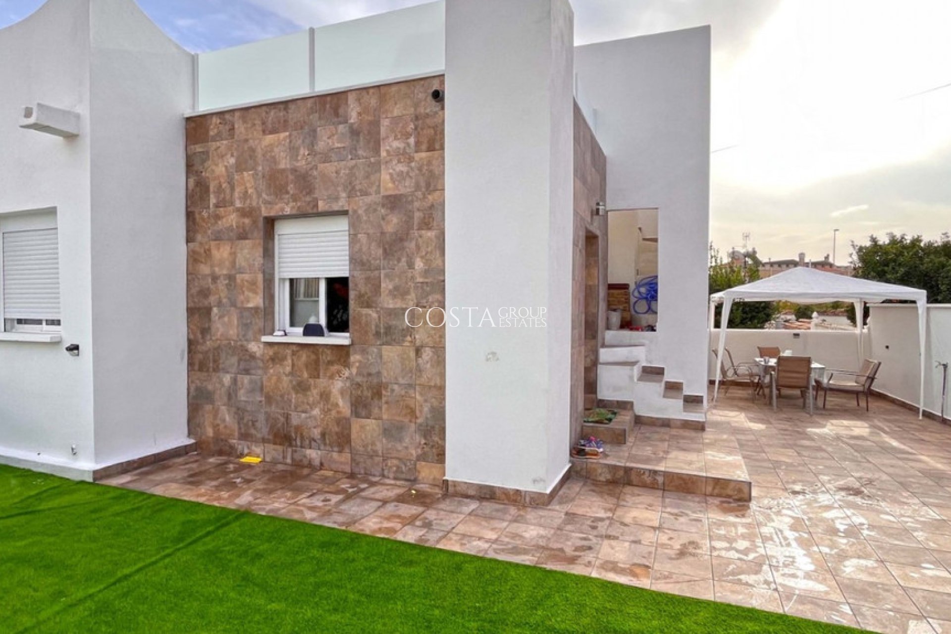 Resale - House -
Orihuela - Playa Flamenca