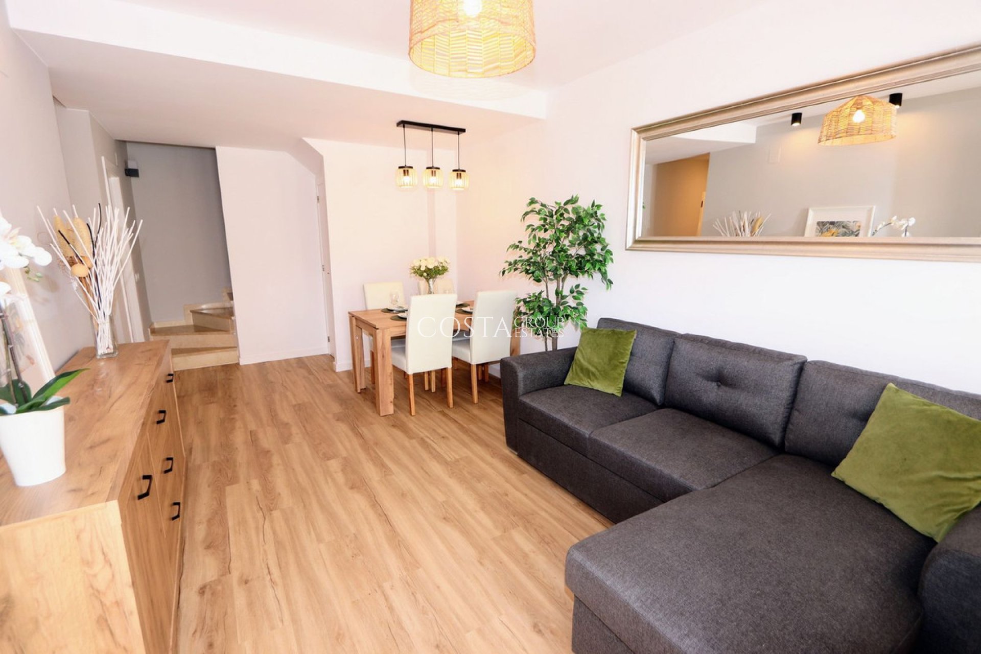 Resale - House -
Orihuela - Punta Prima