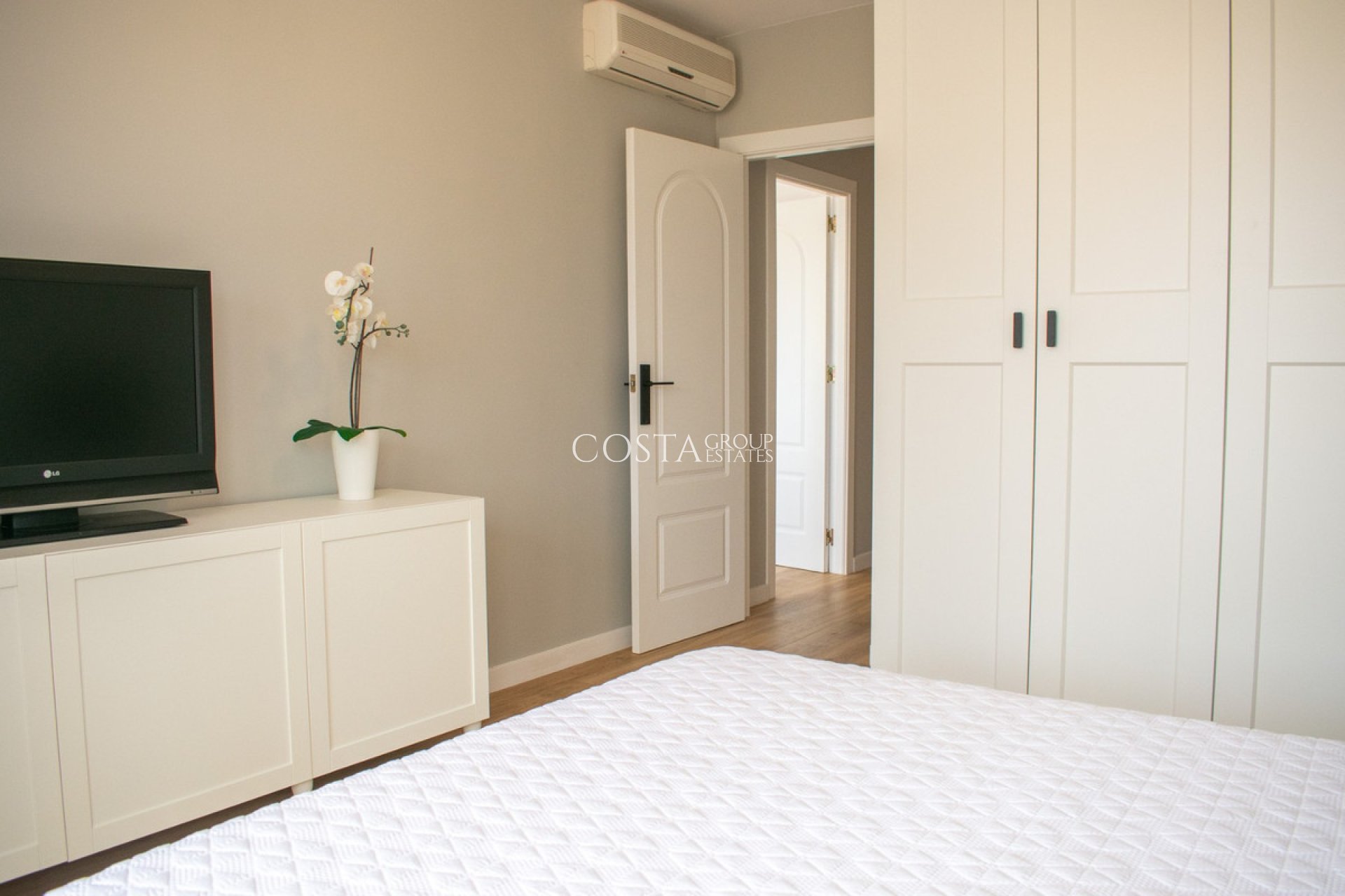 Resale - House -
Orihuela - Punta Prima