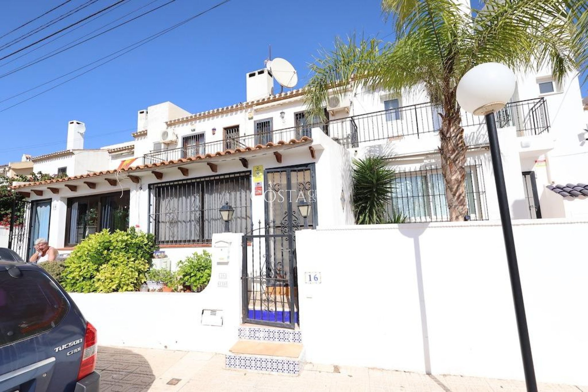 Resale - House -
Orihuela - Villamartin