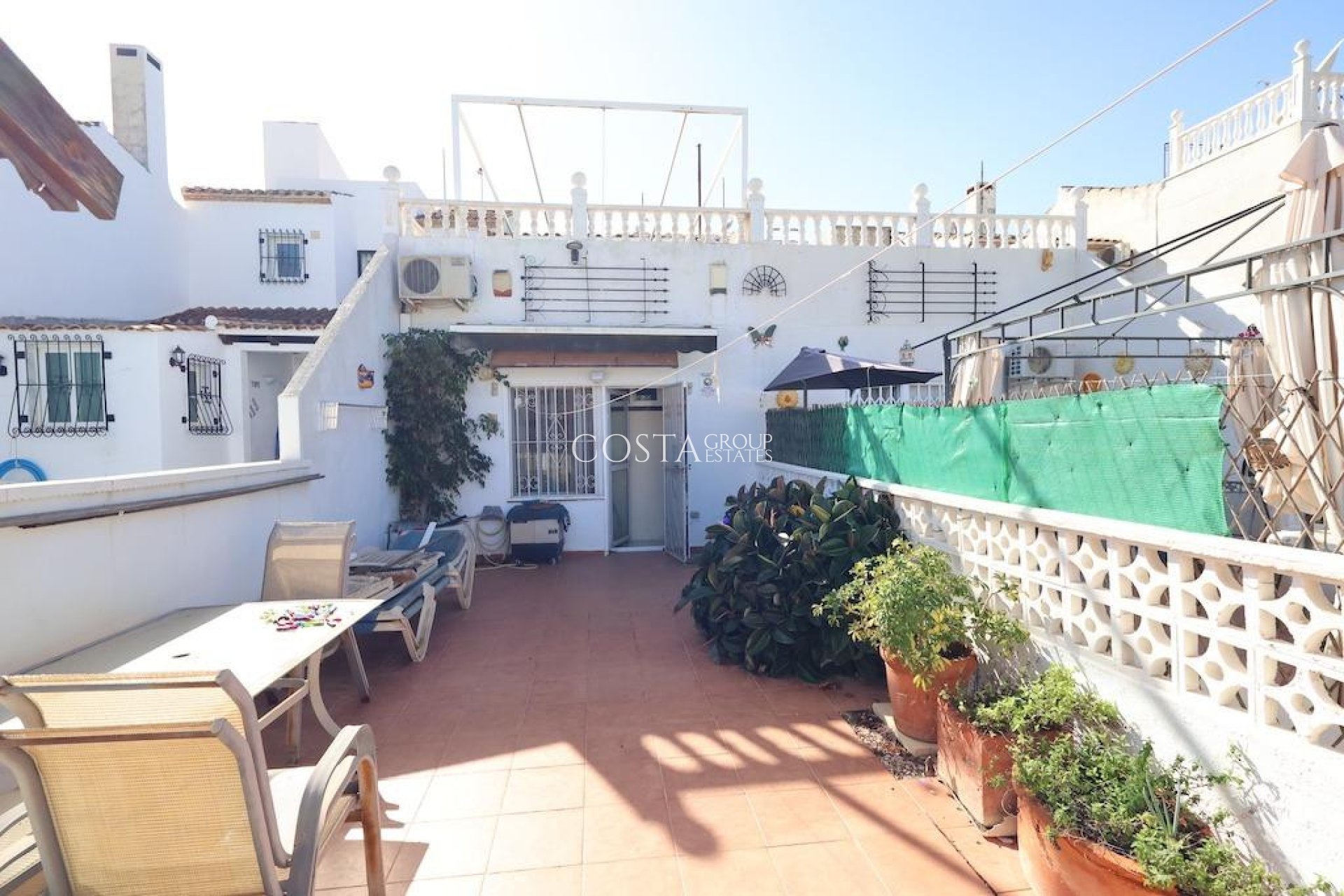 Resale - House -
Orihuela - Villamartin