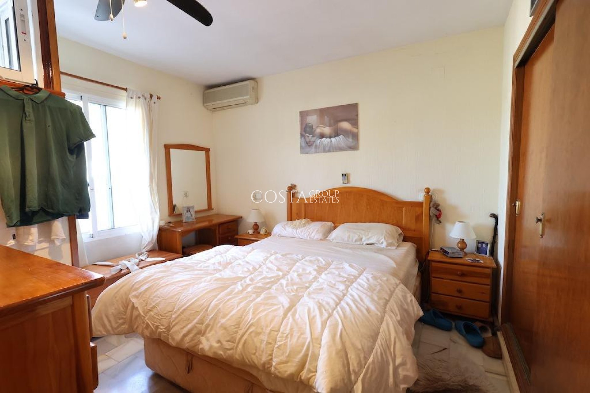 Resale - House -
Orihuela - Villamartin