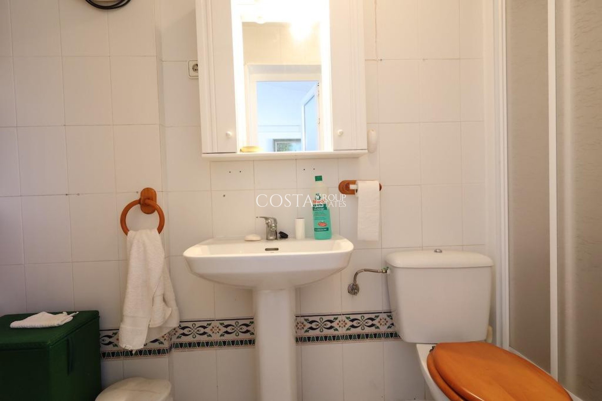 Resale - House -
Orihuela - Villamartin