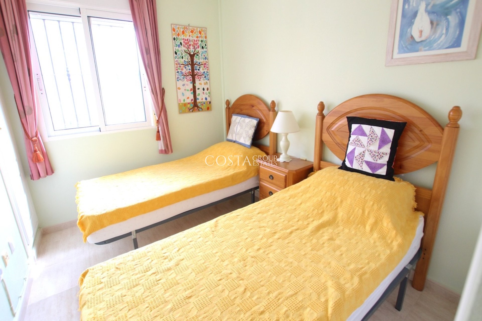 Resale - House -
Orihuela - Villamartin