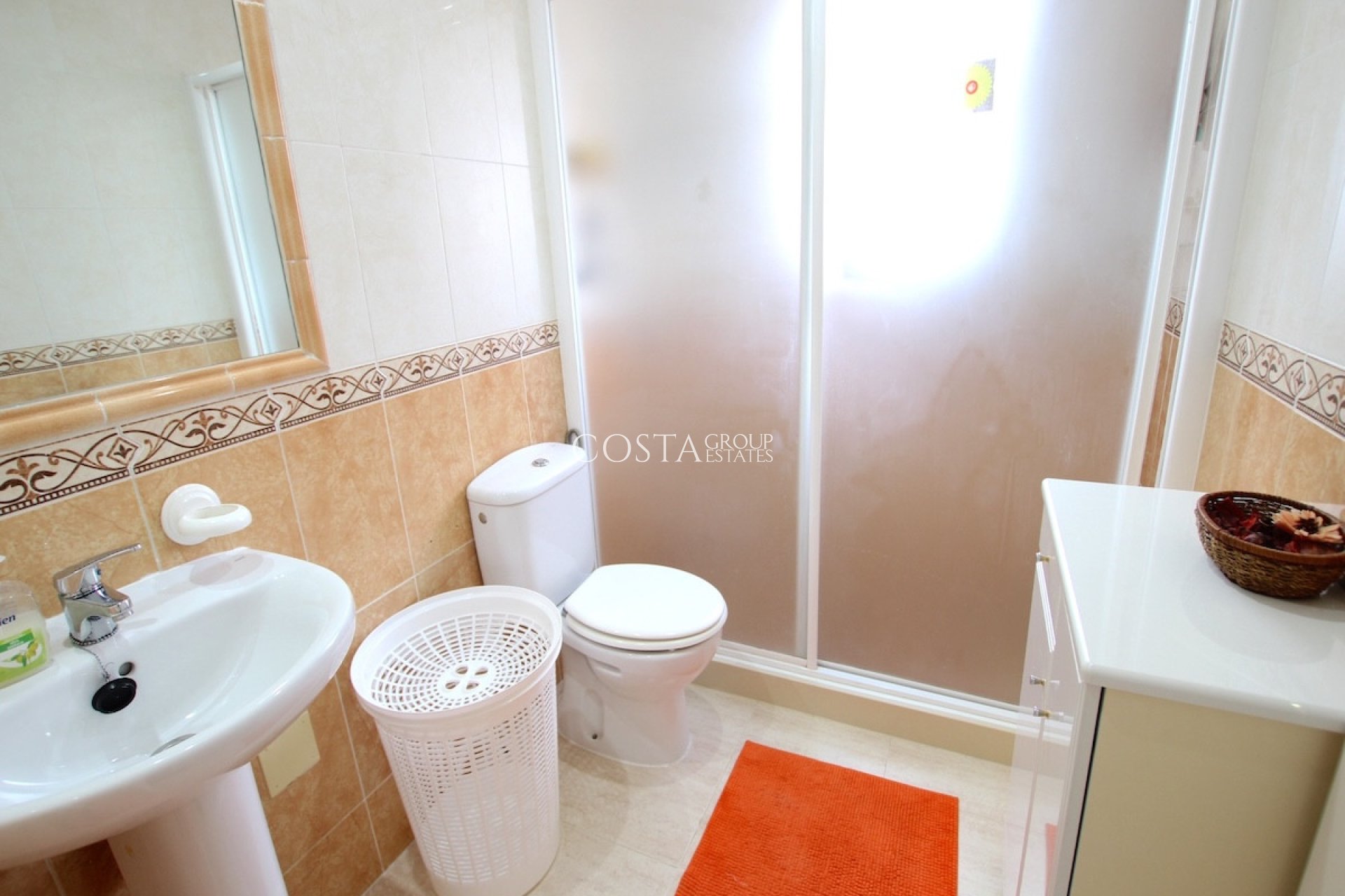 Resale - House -
Orihuela - Villamartin