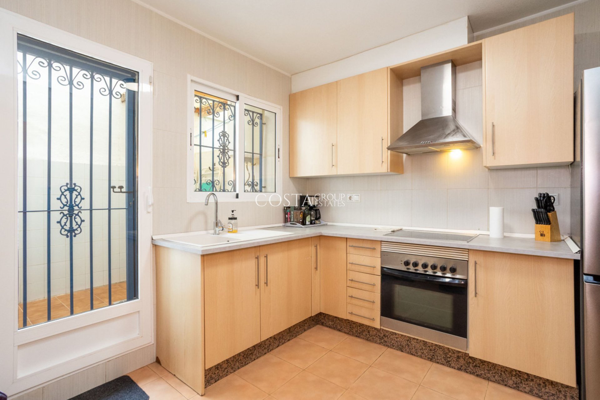 Resale - House -
Orihuela - Villamartin