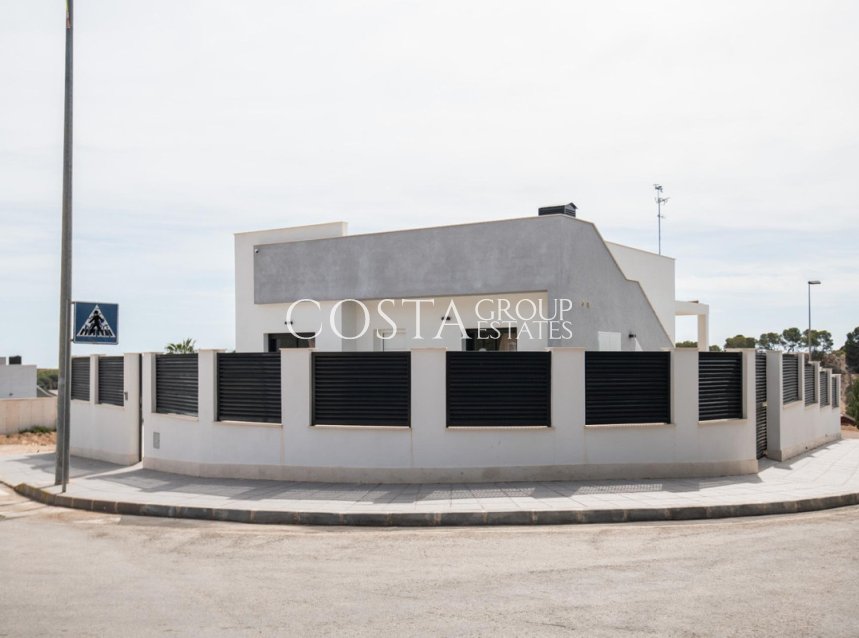 Resale - House -
Pilar de la Horadada - Pinar de Campoverde