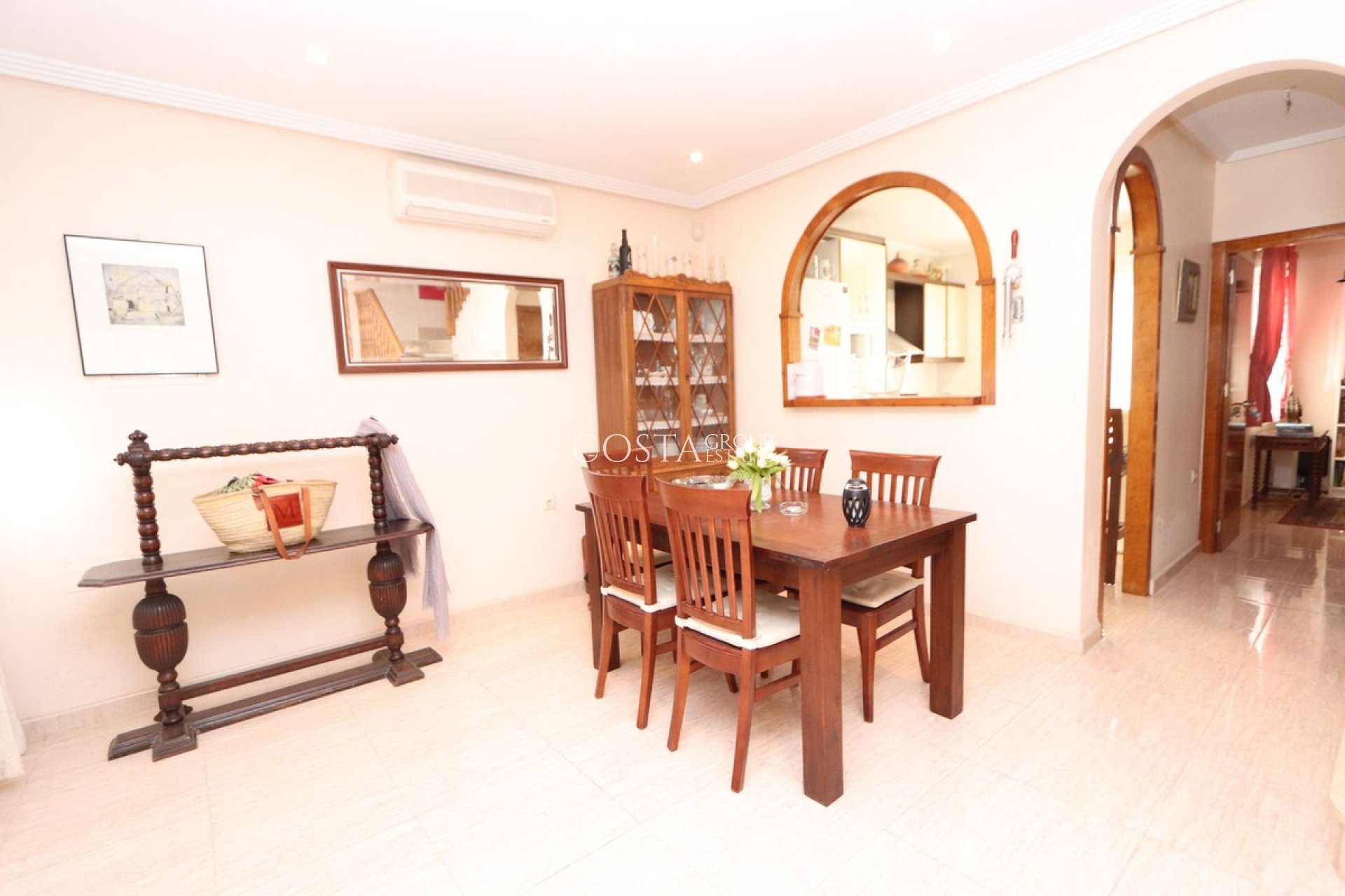 Resale - House -
Pilar de la Horadada - Torre De La Horadada