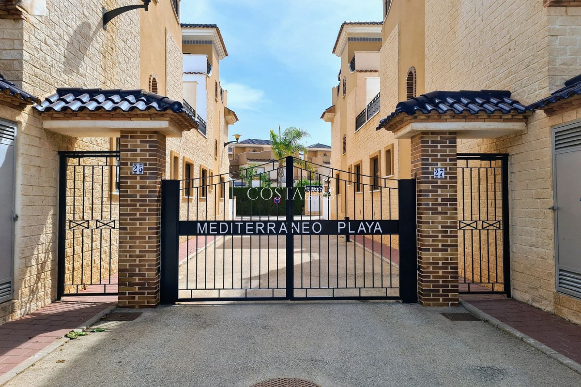 Resale - House -
Pilar de la Horadada - Torre De La Horadada