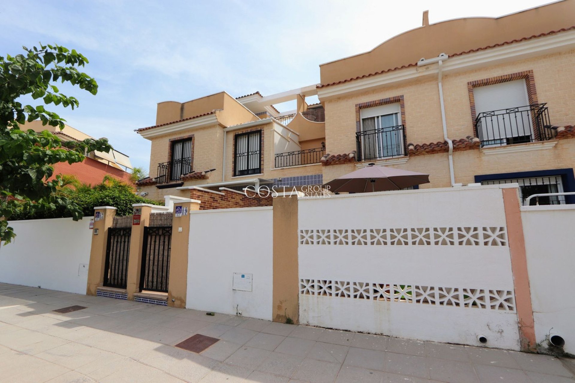 Resale - House -
Pilar de la Horadada - Torre De La Horadada