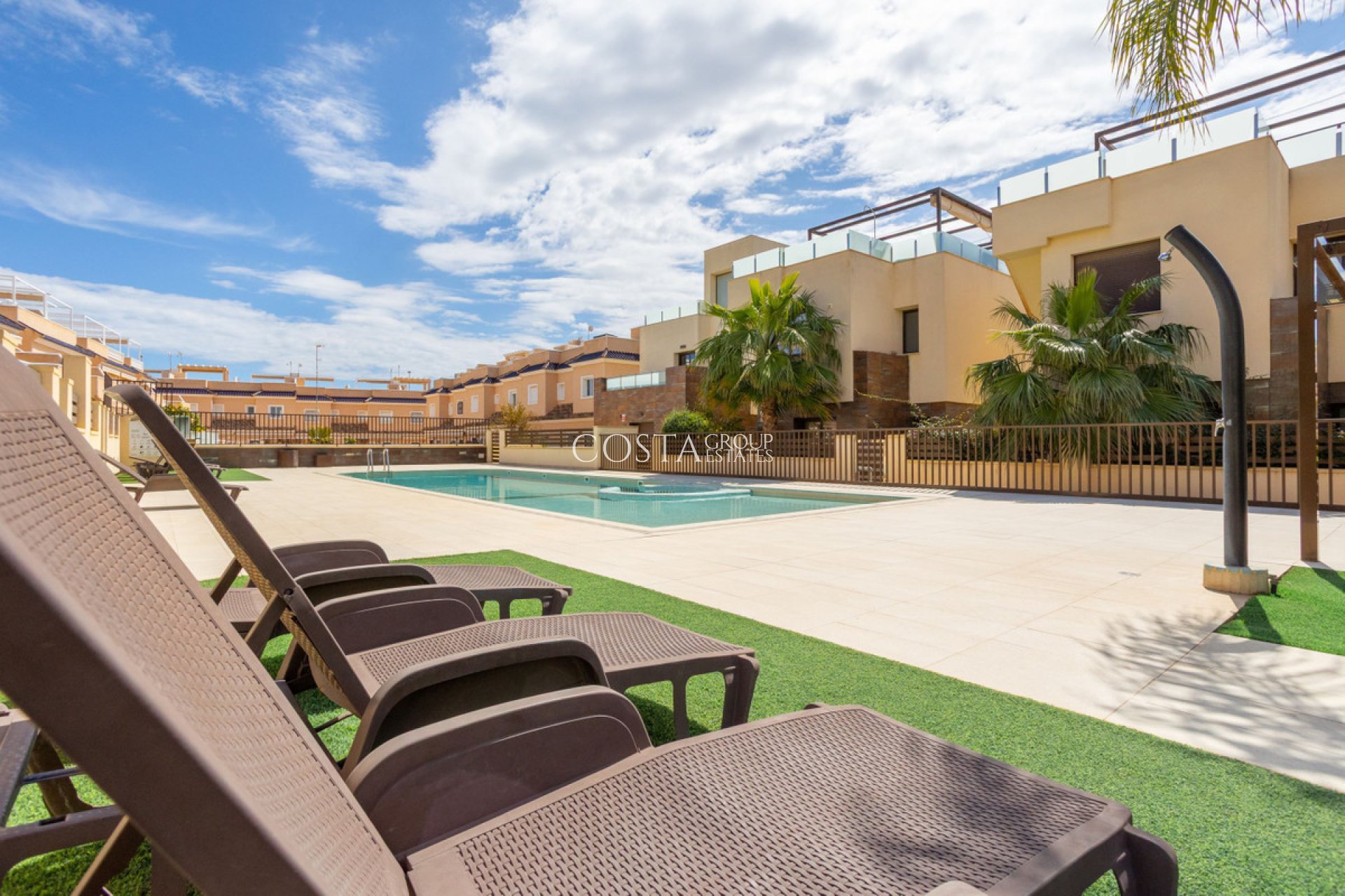 Resale - House -
Pilar de la Horadada - Torre De La Horadada