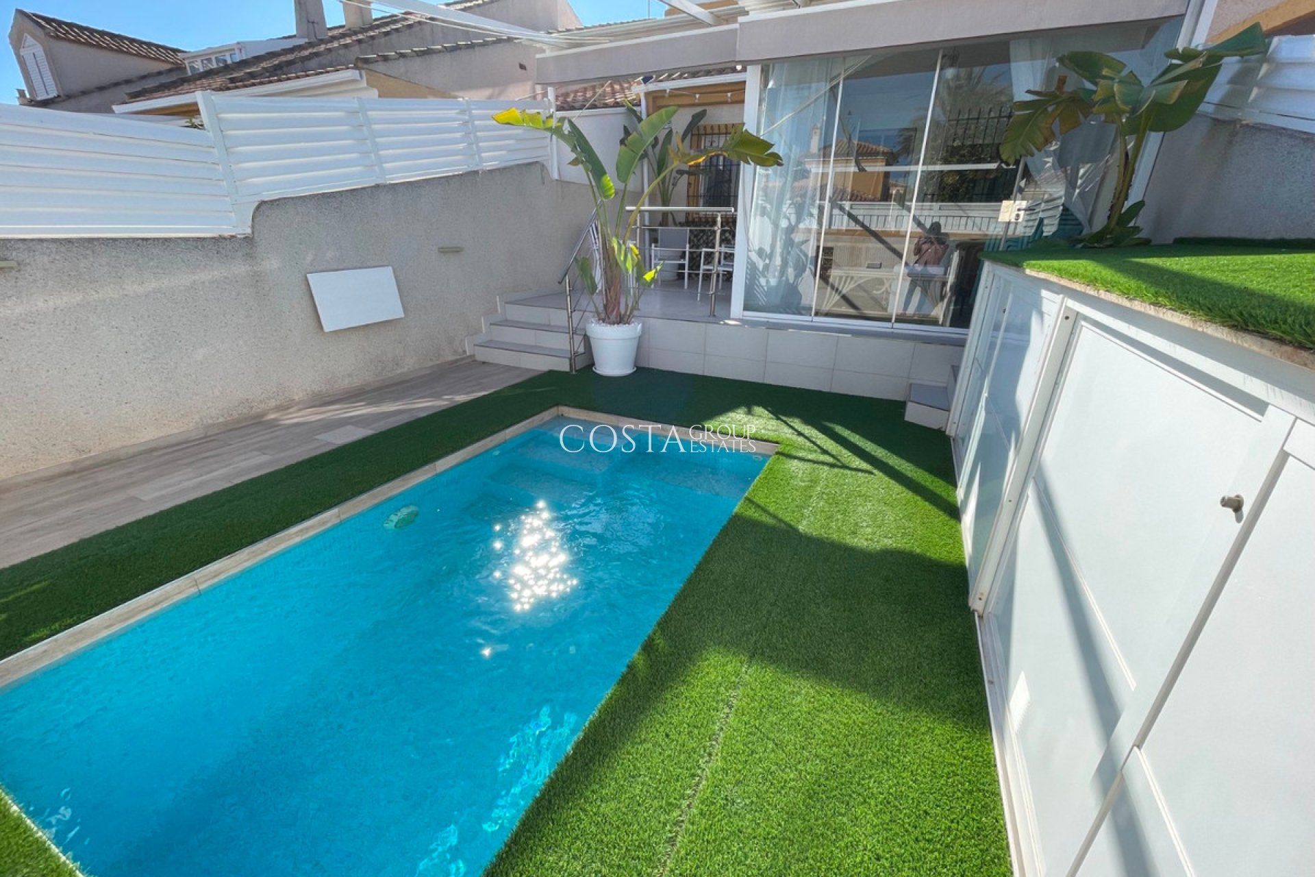 Resale - House -
Pilar de la Horadada - Torre De La Horadada