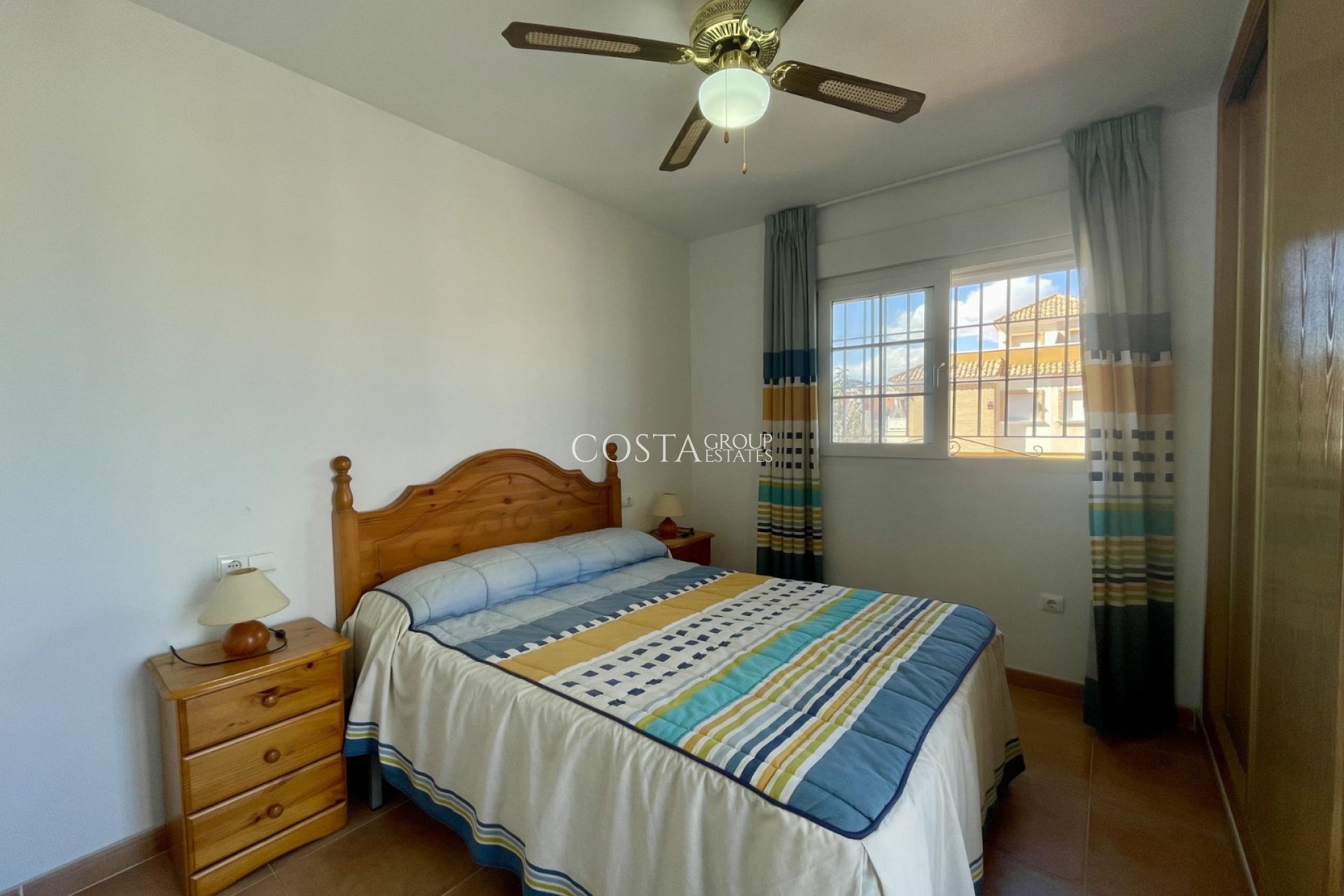 Resale - House -
Pilar de la Horadada