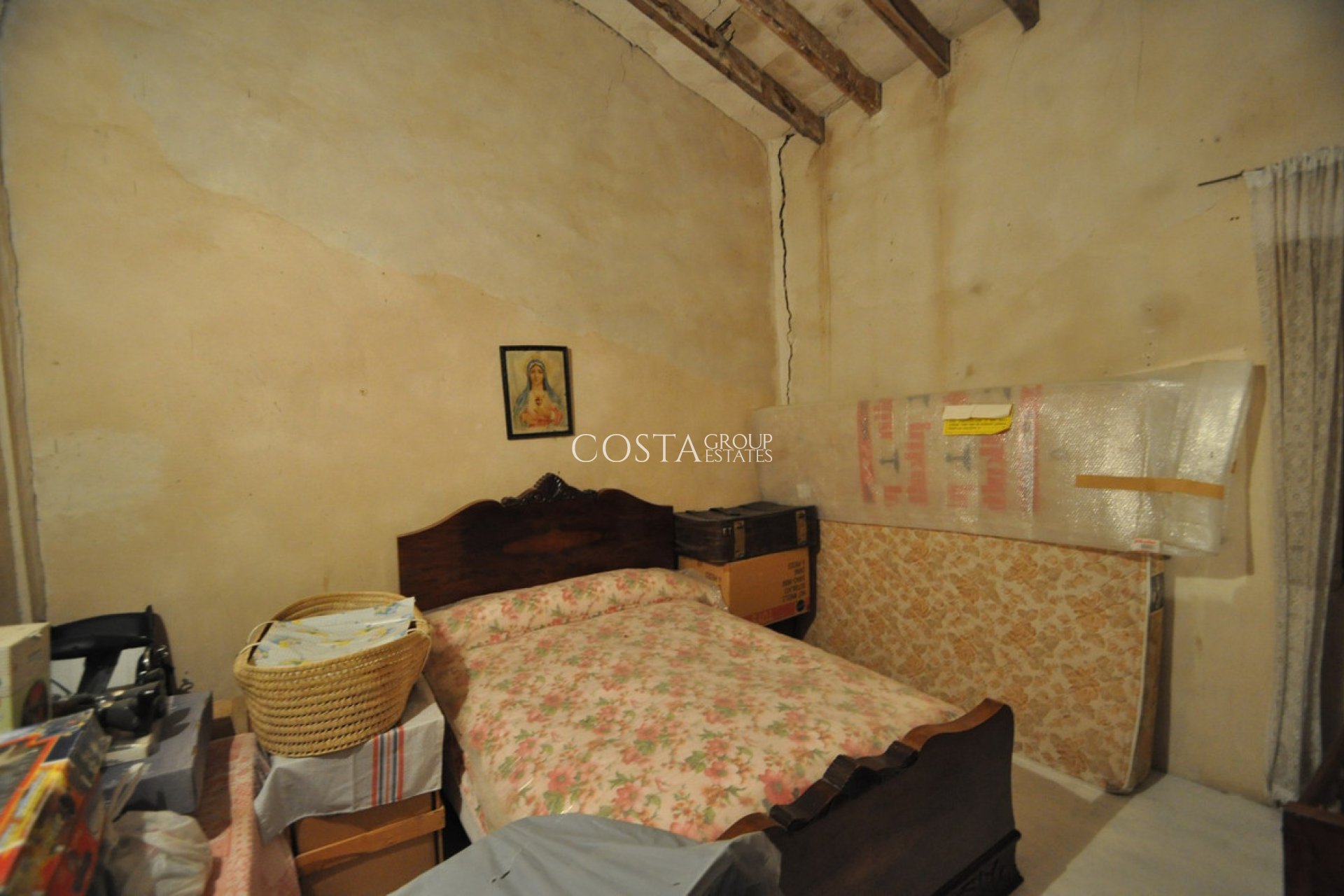 Resale - House -
Pinoso - Pinoso Centro