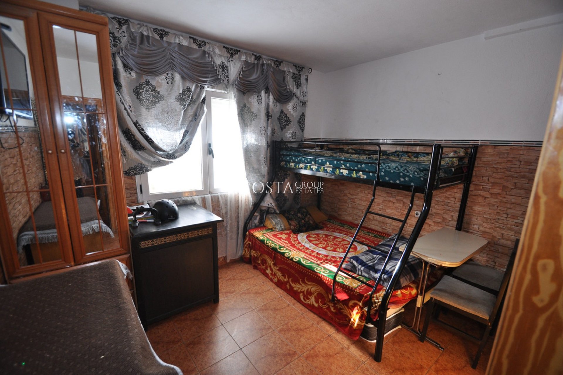 Resale - House -
Pinoso - Pinoso Centro