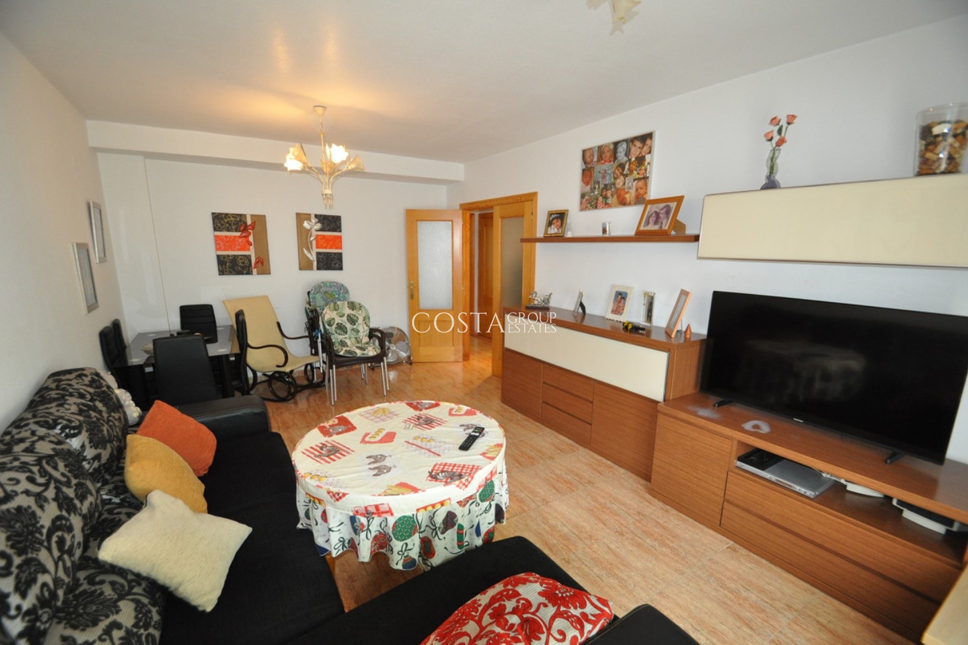 Resale - House -
Pinoso - Pinoso Centro