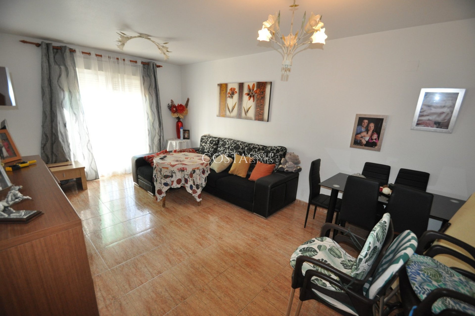 Resale - House -
Pinoso - Pinoso Centro