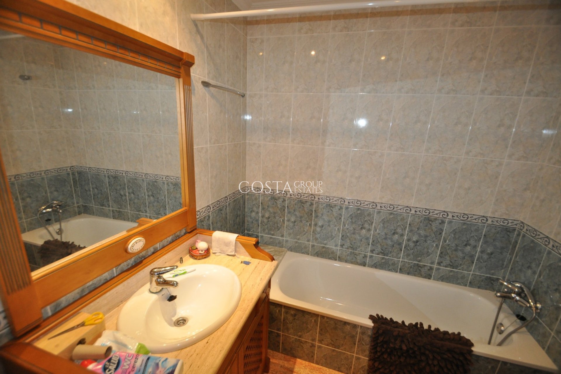 Resale - House -
Pinoso - Pinoso Centro