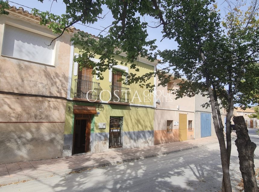 Resale - House -
Pinoso - Pinoso Centro