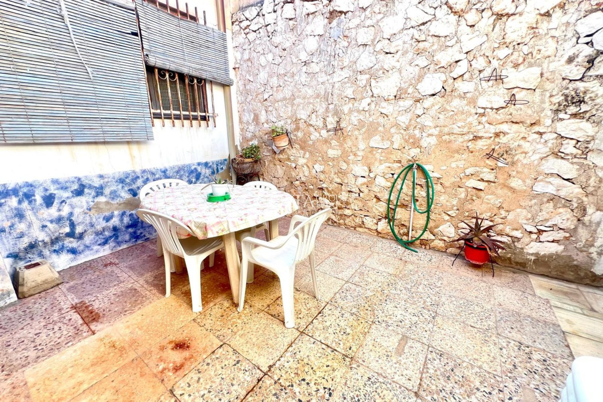 Resale - House -
Pinoso - Pinoso Centro