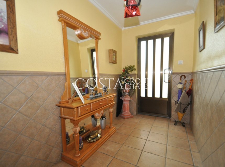 Resale - House -
Pinoso - Pinoso Centro